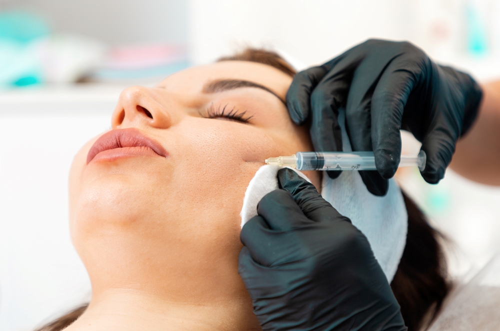 Hyaluronic acid for cheek lumps? The key to finding a clinic in Hiroshima is also explained.