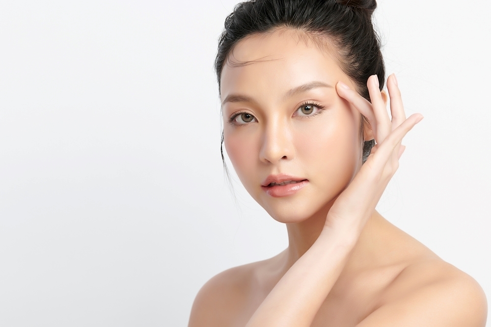 Eyelid Surgery in Hiroshima, Japan! Yayoi Clinic's eye surgery explained by type and features