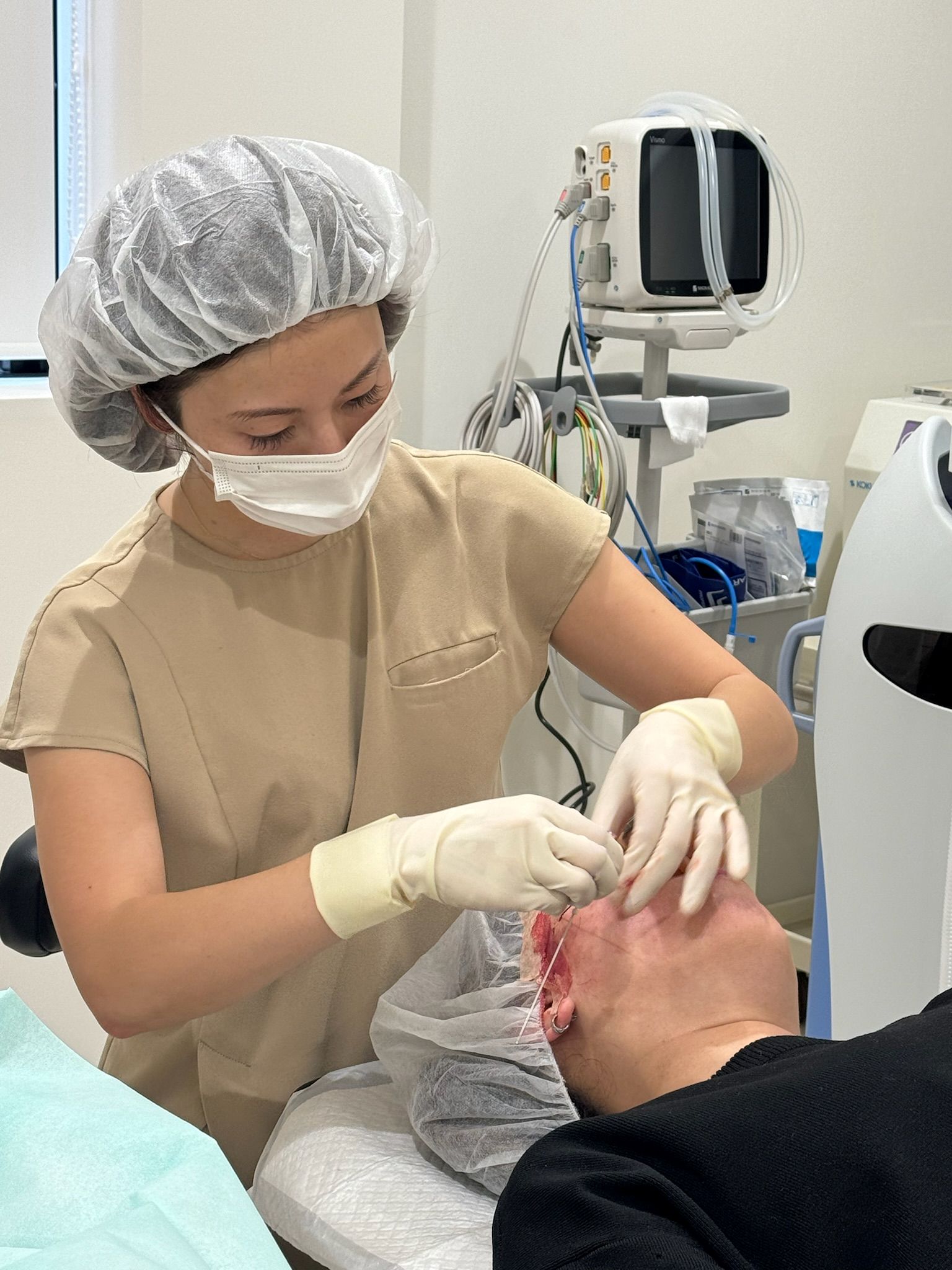 What Are the Key Factors for Choosing a Cosmetic Surgery Clinic in Hiroshima? We Also Explain Popular Procedures